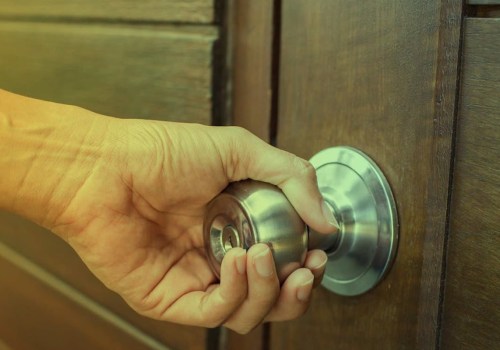 Can a locksmith open a lock without breaking it?